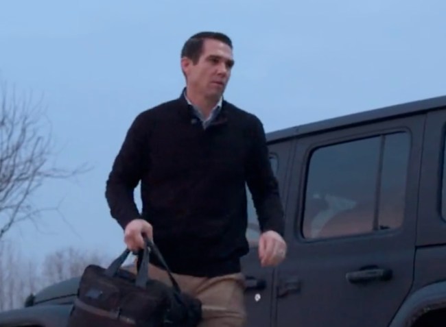 Bears, Giants Want You To Know Their New GM's Showed Up To Work