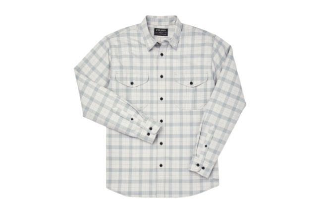 11 Best Casual Button Down Shirts To Pick Up Right Now For Spring