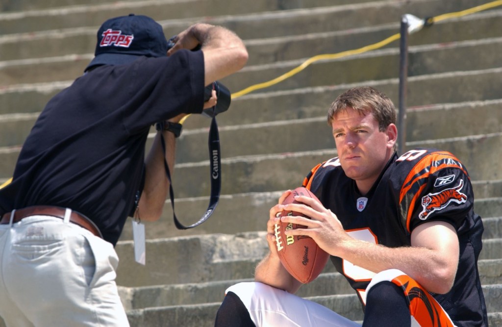 Carson Palmer Explains Why It's Been 'Demoralizing' To Be In Joe Burrow's Shoes