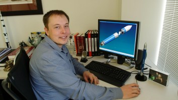 Elon Musk Shares Story Of A Billionaire Who Told Him ‘All The Ways Tesla Would Fail’