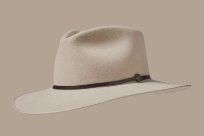 12 Filson New Arrivals We're Grabbing For Spring Hiking And Camping Trips 