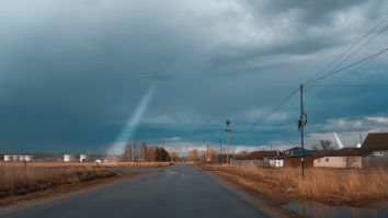 Ex-FBI Special Agent Warns UFO Sightings Will Increase As Part Of Fake Alien Invasion Program