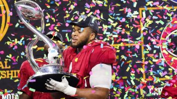 OL Evan Neal Is Absolutely Shredded At 340 LBS And It Has People Saying He Should Be The No. 1 Pick