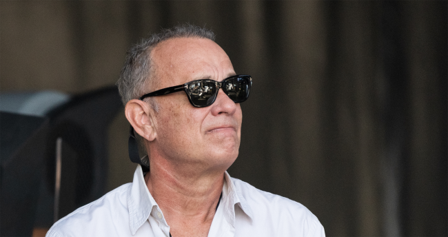 Tom Hanks Crashed Another Couples Wedding Photobombs Bride