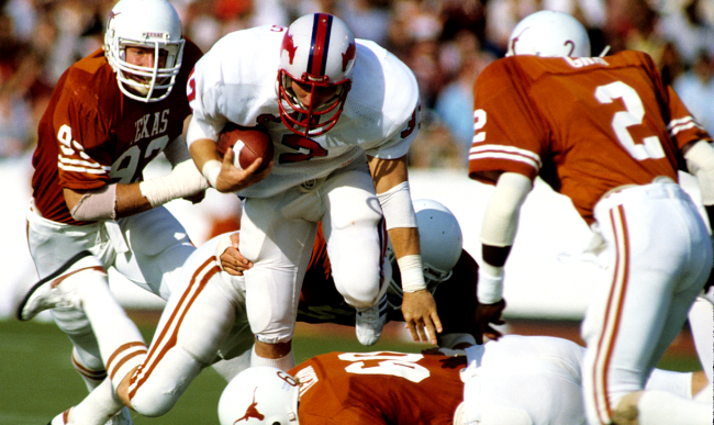 SMU Football Coach Calls Out Texas For Copying Recruiting Graphic