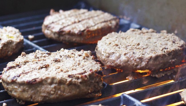 Internet Reacts To Revolting Hamburger Being Sold By Leeds United