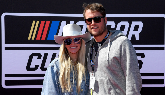 Kelly Stafford Gets Duped By Fake Aaron Rodgers Quote About Kirk Cousins