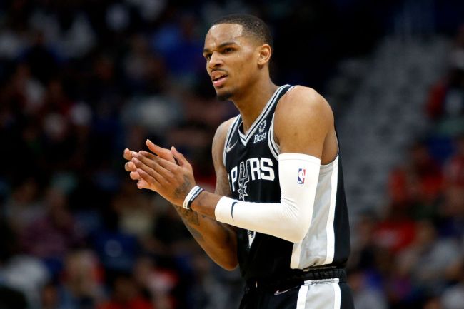 san-antonio-spurs-atlanta-hawks-agree-to-blockbuster-trade