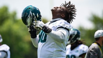 Big Man Singing Alert!: Philadelphia Eagles Rookie Jordan Davis Crushes Rick James Cover At Camp