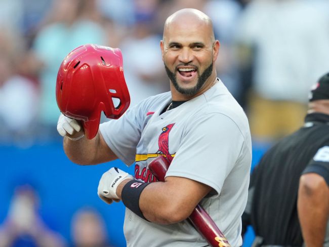 Albert Pujols Asks Ump To Hold His Huge Gold Chain During At-Bat