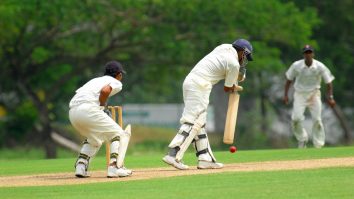 Russian Sports Bettors Lose Real Money On Wild Pro Cricket League Scam Staged By Indian Conmen