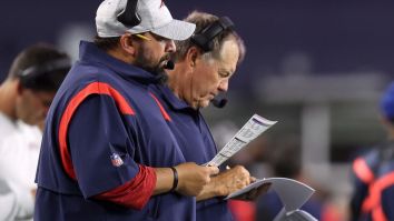 New England Patriots Insider Reveals Who Is Calling Plays For The Pats Offense