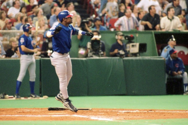 The 15-Year-Old Nephew Of Sammy Sosa Absolutely Crushes Baseballs 