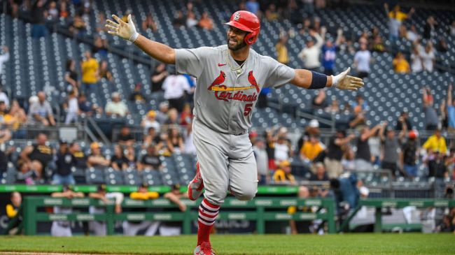 Albert Pujols Let A Grieving Fan Keep His Historic 697th HR Ball
