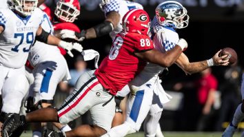 Georgia DT Jalen Carter Already Looks Like A Top NFL Draft Pick, Mauls Poor Oregon Lineman (VIDEO)