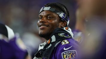 Lamar Jackson Announces Partnership With New VR Game So You Can See How Terrifying It Is To Play As Him