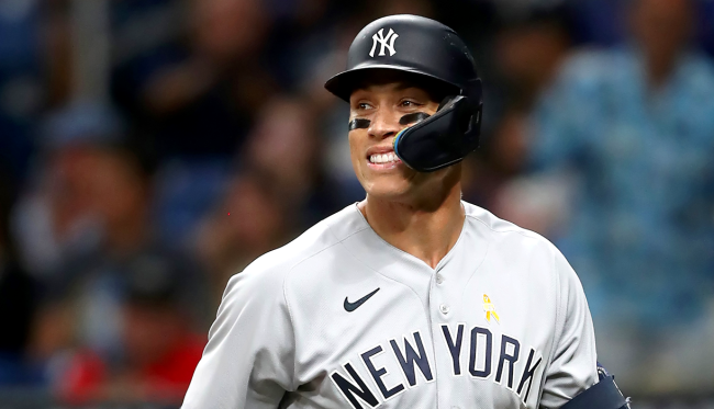 YES Network Announcers Eulogize Sports Reporter Who Isnt Dead