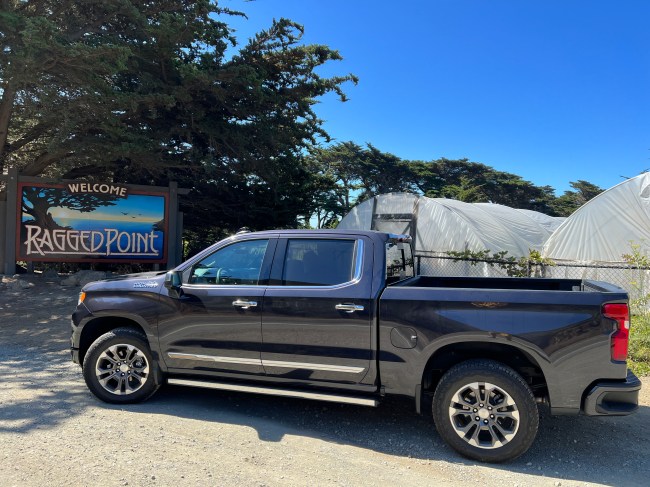 2022 Chevy Silverado High Country Review