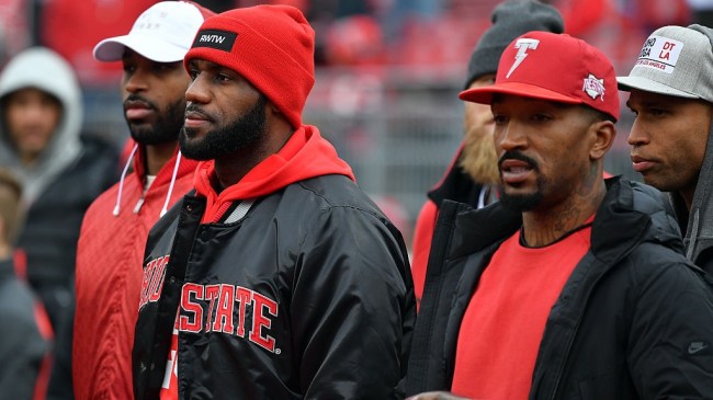 lebron-james-gets-awesome-gift-for-ohio-state-football-team