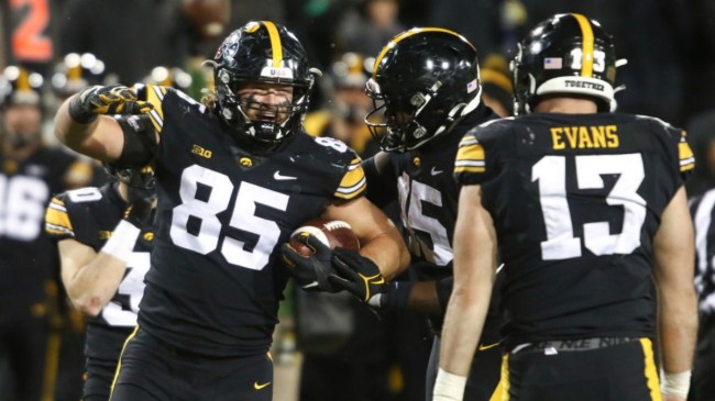 iowa-minnesota-over-under-lowest-college-football-history-still-hit-under