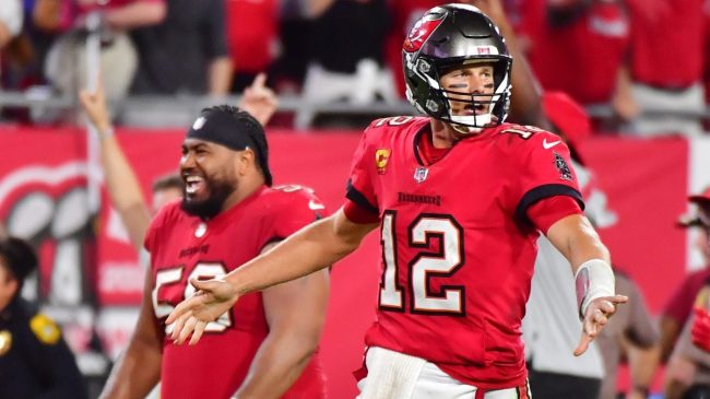 Tom Brady Praises Munich While A Shirtless Vita Vea Parties With Fans