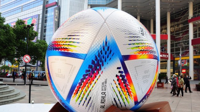 One Fan Is Going Above And Beyond To Find Beer At The Qatar World Cup