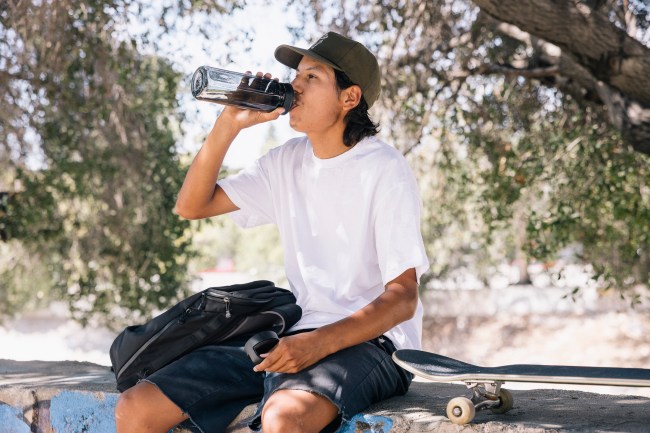 YETI Yonder Water Bottle