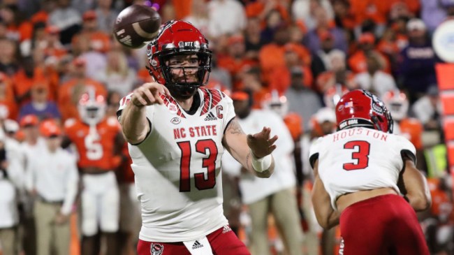 Devin Leary throwing a pass
