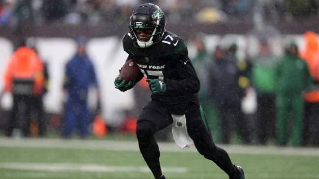 Garrett Wilson with the ball