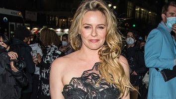 Alicia Silverstone Takes It All Off To Protest Leather; Fans Make Jokes, Have Questions