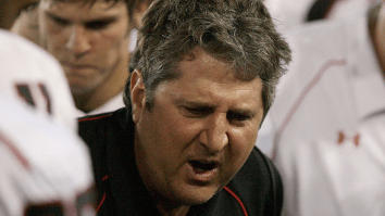 Former Nebraska Linebacker Shares Incredible Story About Mike Leach Trying To Recruit Him To Texas Tech