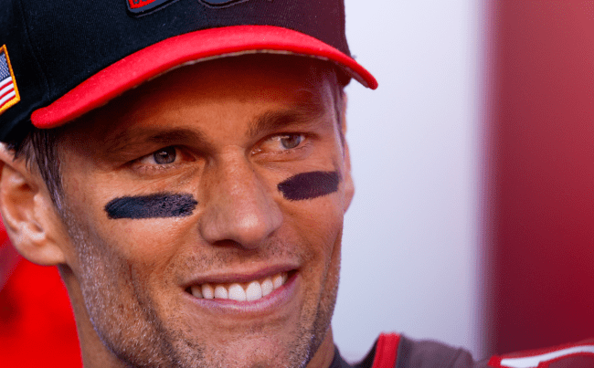 tom brady wearing cap veronika rajek