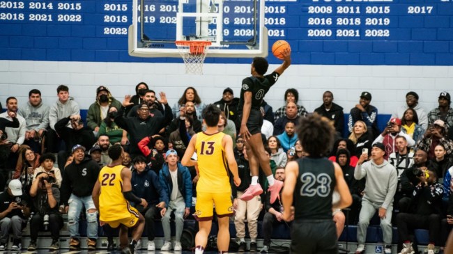 Bronny James dunking