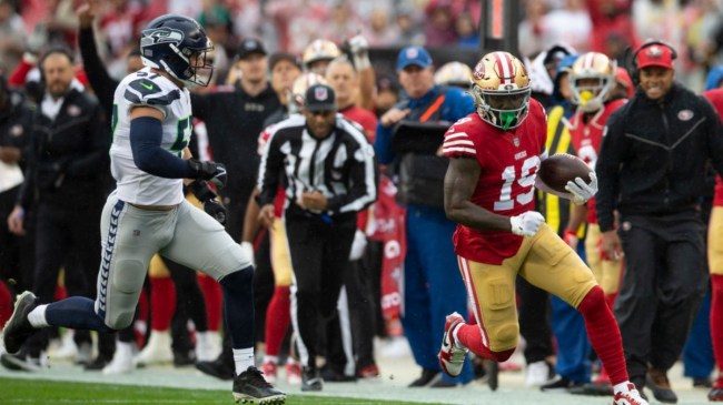 Deebo Samuel running