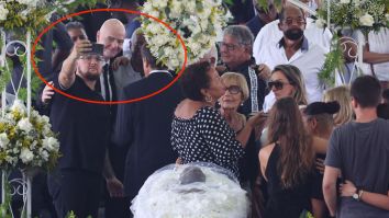 FIFA President Gianni Infantino Is Getting Flamed For Taking A Selfie In Front Of Pele’s Casket