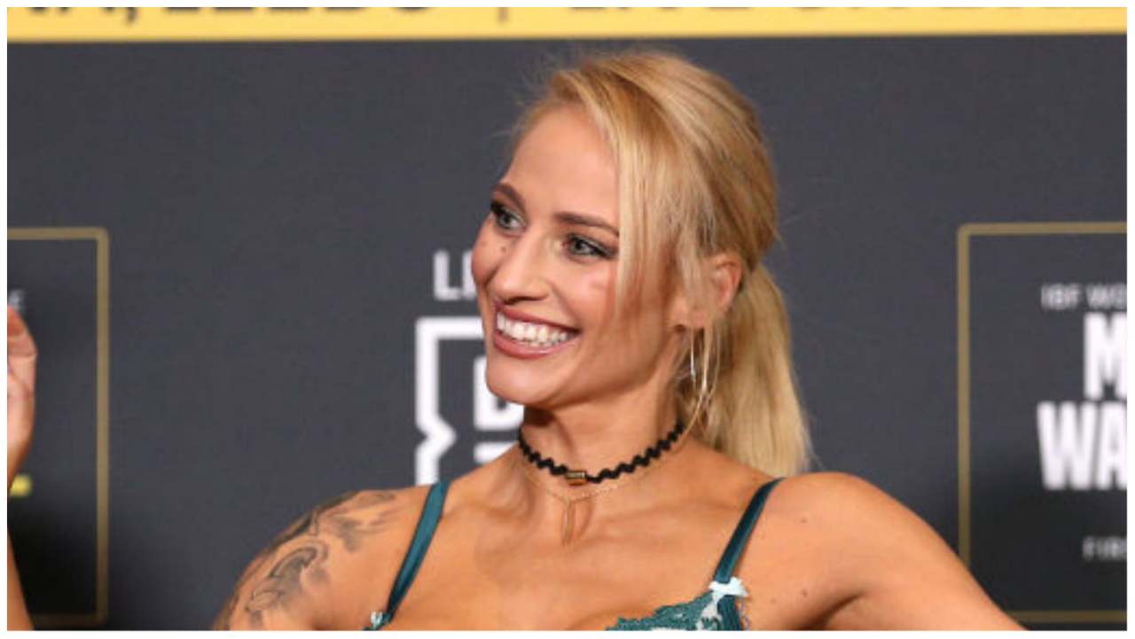 Ebanie Bridges at weigh-ins