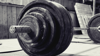 Powerlifter Sets Jefferson Deadlift World Record At 910 Pounds, Says ‘Never Trust Your Warmups’