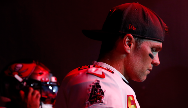 tom brady waits in tunnel joe buck troy aikman