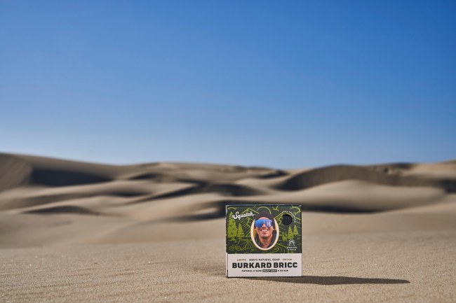 Dr. Squatch Burkard Bricc in the desert