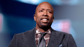 Inside The NBA Host Kenny Smith’s Instagram Model Girlfriend Goes Viral In Beach Photos