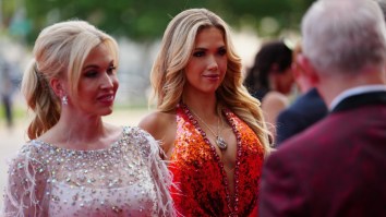 Chiefs Heiress Gracie Hunt African Outfit Causes Major Stir During Safari Adventure