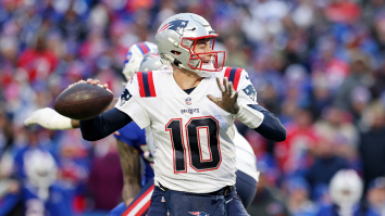 Mac Jones Makes Big Pledge To New England Patriots Teammates After Rough Sophomore Season