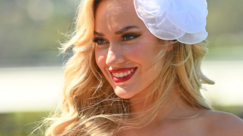 Paige Spiranac Hangs With Hooters Girls, Gets Stood Up By John Daly