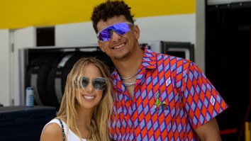 Patrick Mahomes Shotguns Beers With Luke Combs On Stage At A Concert