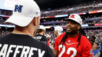 Report: NFL Running Backs Organize Group Text Chain Aimed At Addressing Declining RB Market