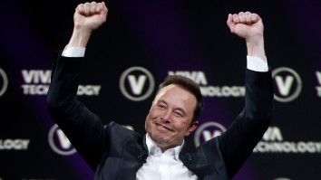 Elon Musk Institutes Additional Pay Wall On Twitter, Virtually Killing Social Media Giant