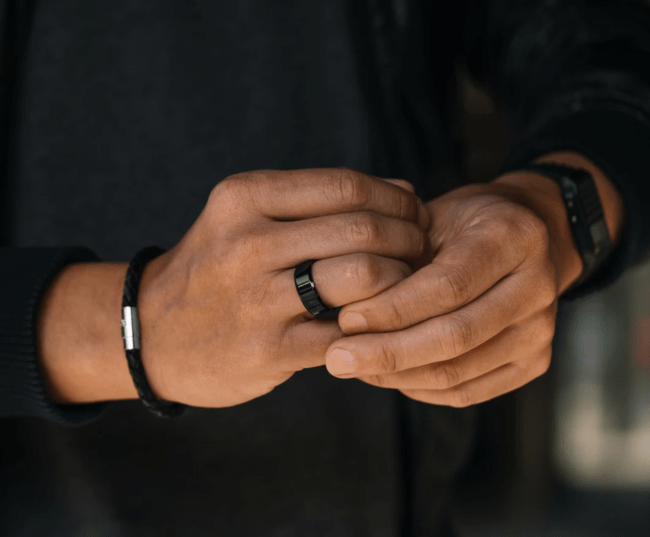 Trendhim_Fort Tempus 8mm Polished Black Stainless Steel Angular Ring