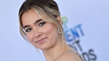 ‘The White Lotus’ Star Haley Lu Richardson Posts Viral Poolside Book Club Update