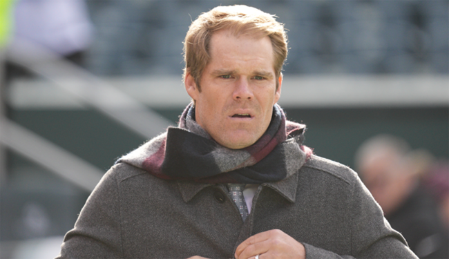 fox Sports commentator Greg Olson at game