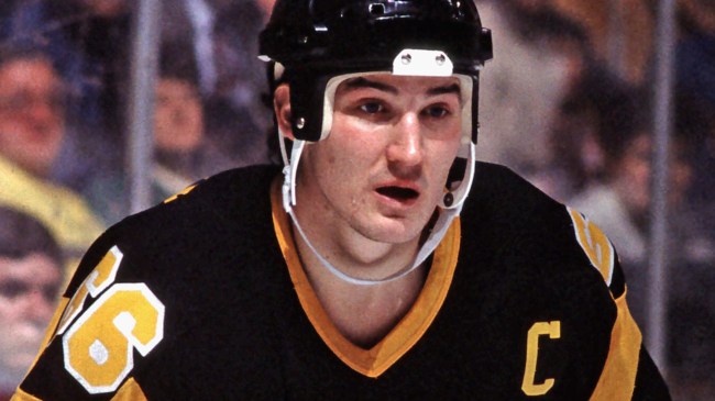 Pittsburgh Penguins center Mario Lemieux